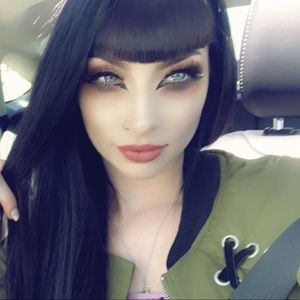 Meet your Posher, Brienna